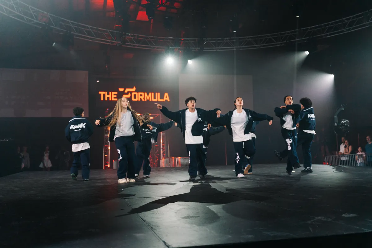 The Formula Experience — r2 legendz 1